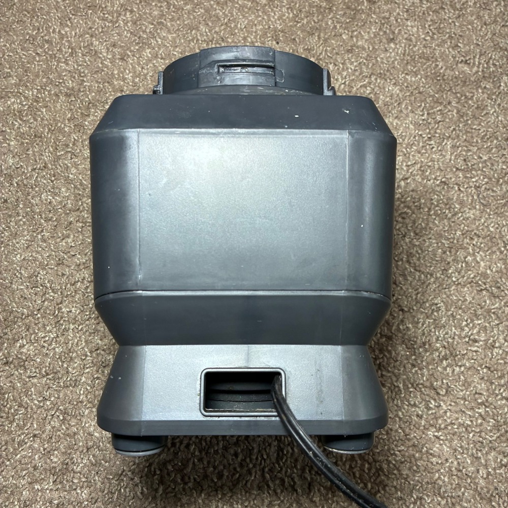 Ninja BL660 Professional Blender Base 1100W Silver Black 3 Speed Motor Tested - Picture 5 of 7